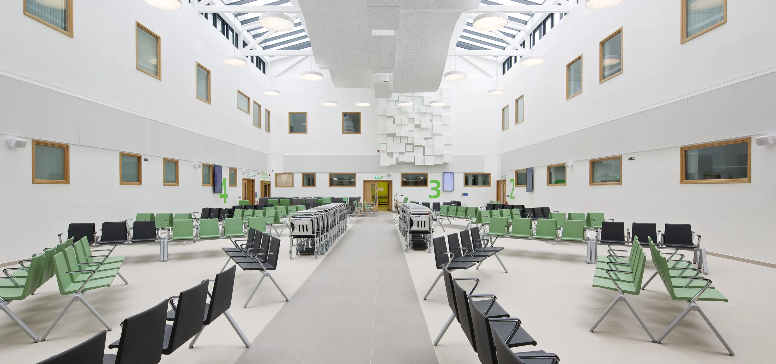 Rockfon Eclipse used in a Hospital to draw in more natural light
