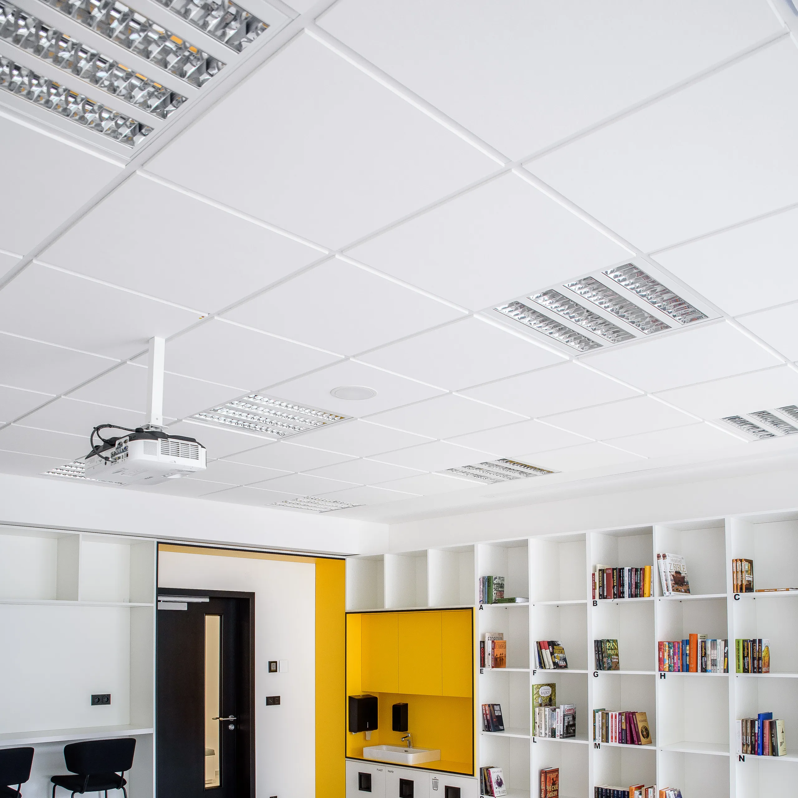 Rockfon Sonar® | White Acoustic Ceiling Tiles