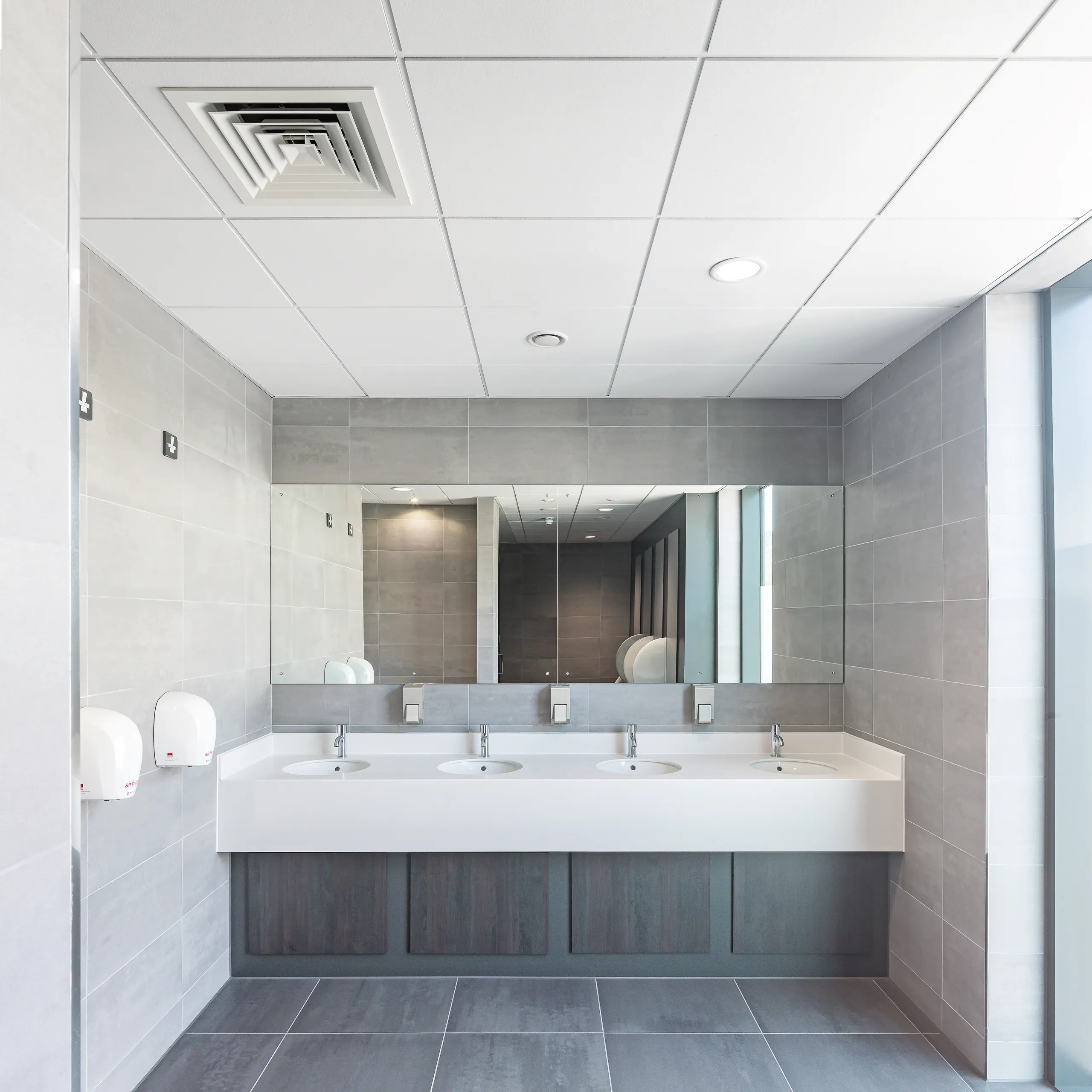 Chicago Metallic T15 Click C2790 ECR Class C | Ceiling Grid