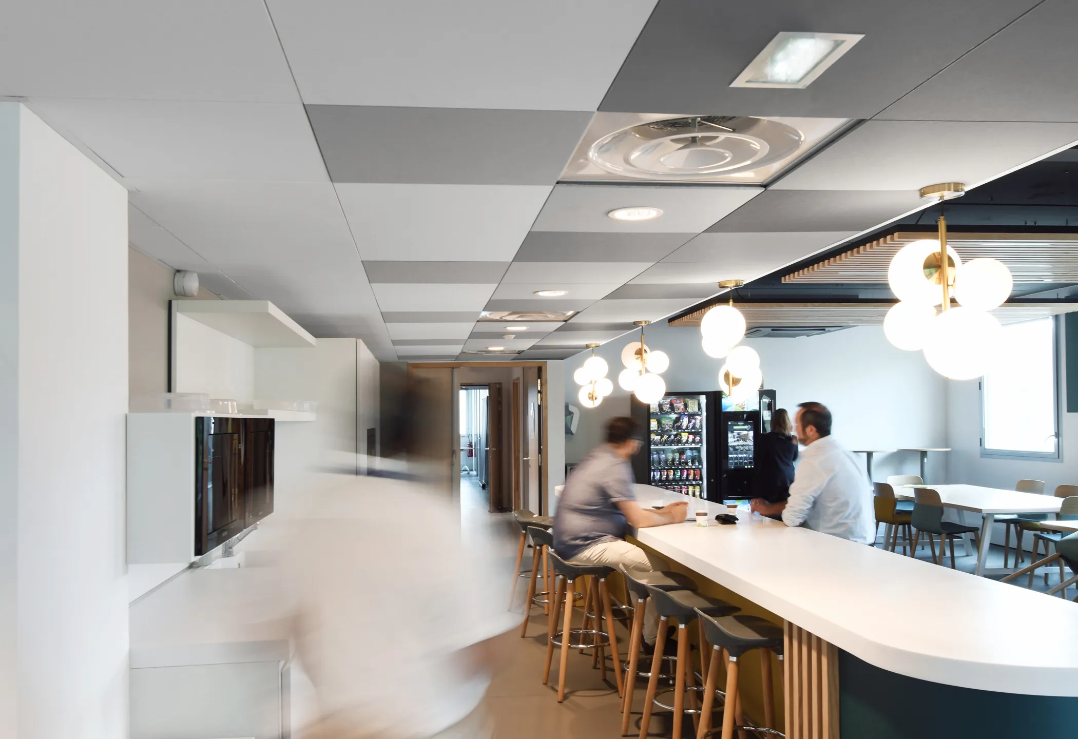 Checkered grey ceiling design