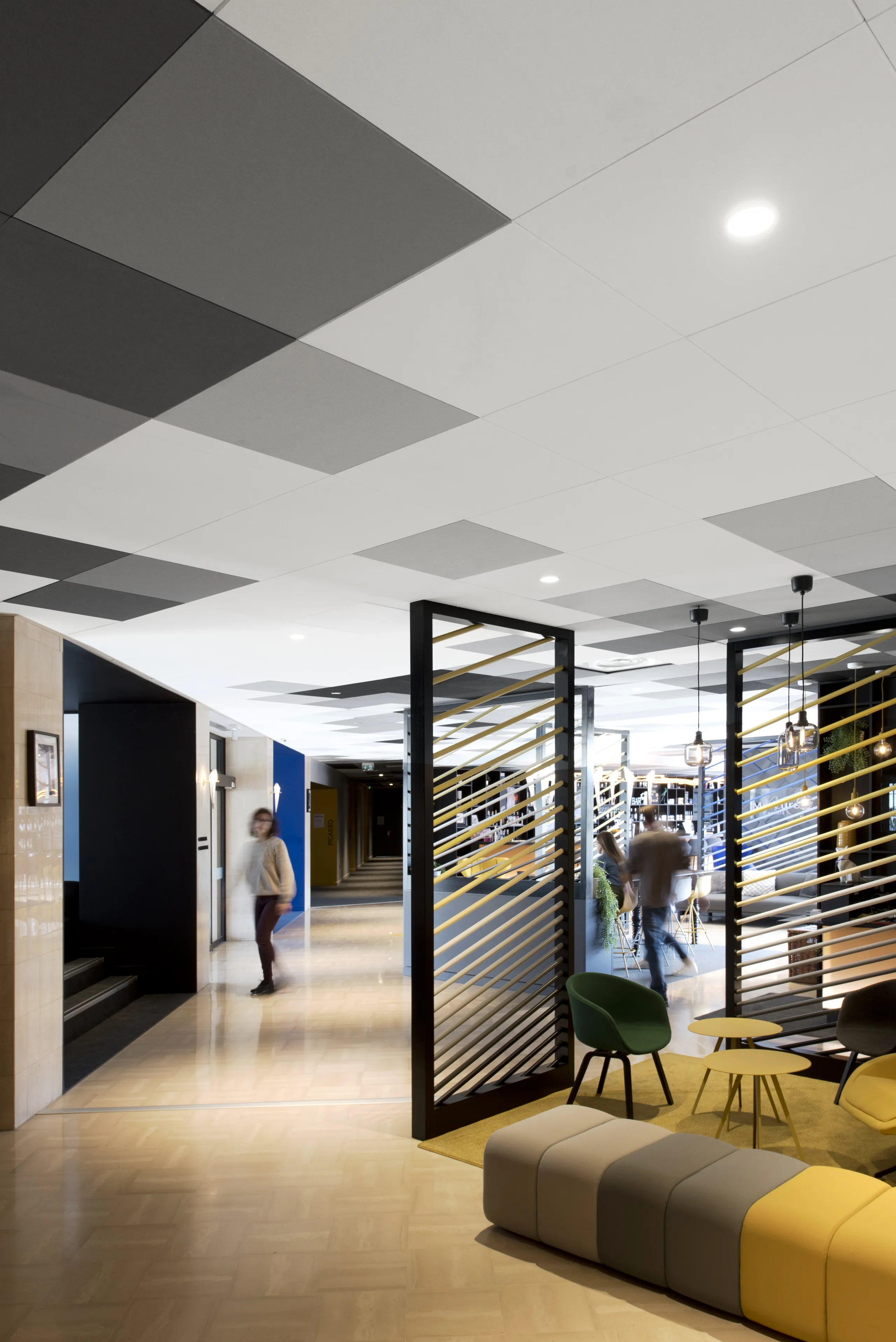 Hôtel Mercure Hyères Centre Lobby Design | Case Studies
