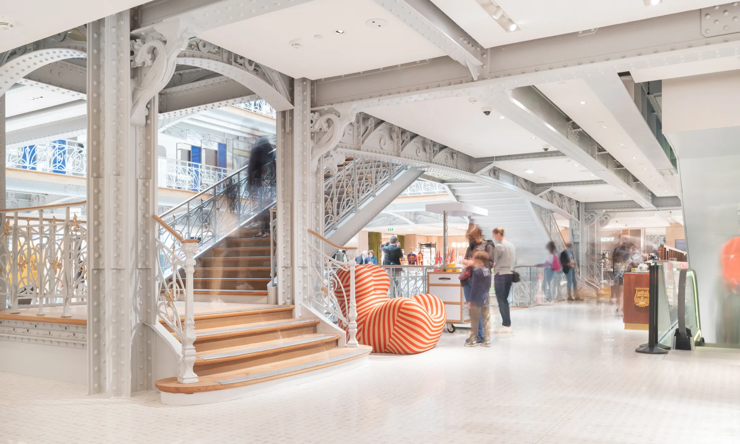 La Samaritaine Department Store in Paris, France Breeam-certified building with acoustic ceilings
