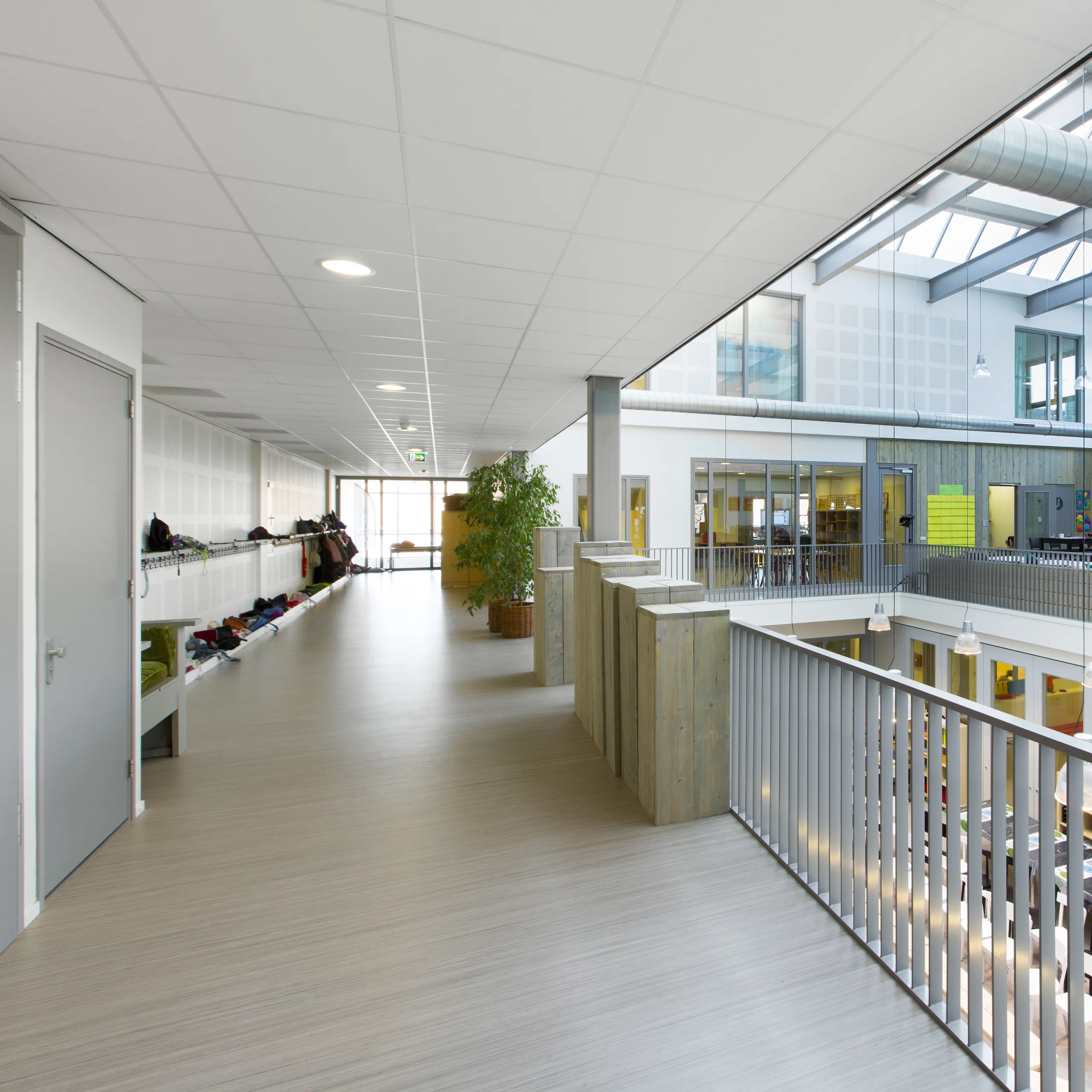 Rockfon® Tropic | Smooth White Acoustic Ceiling Tiles