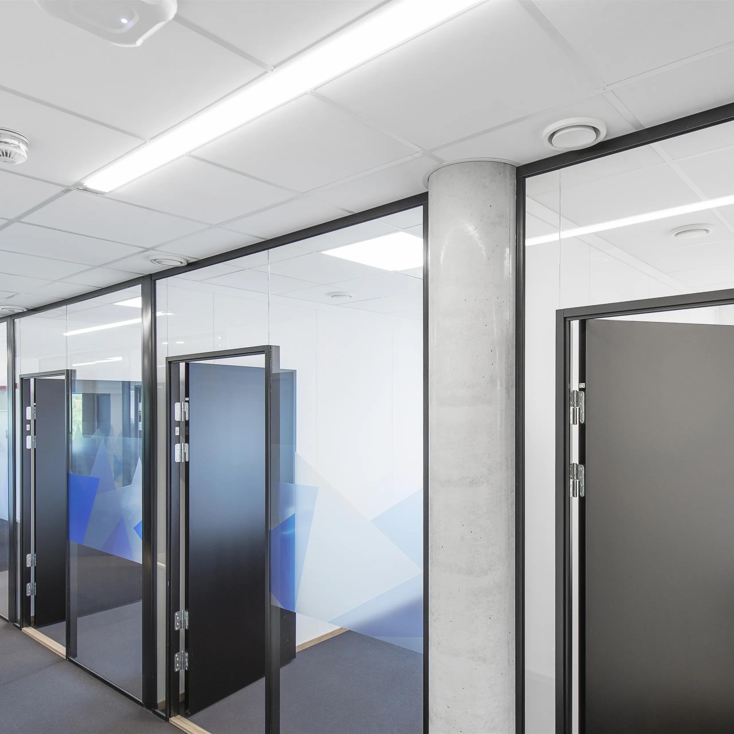 Rockfon Blanka® dB 43 | Sound Insulating Acoustic Ceiling Tiles