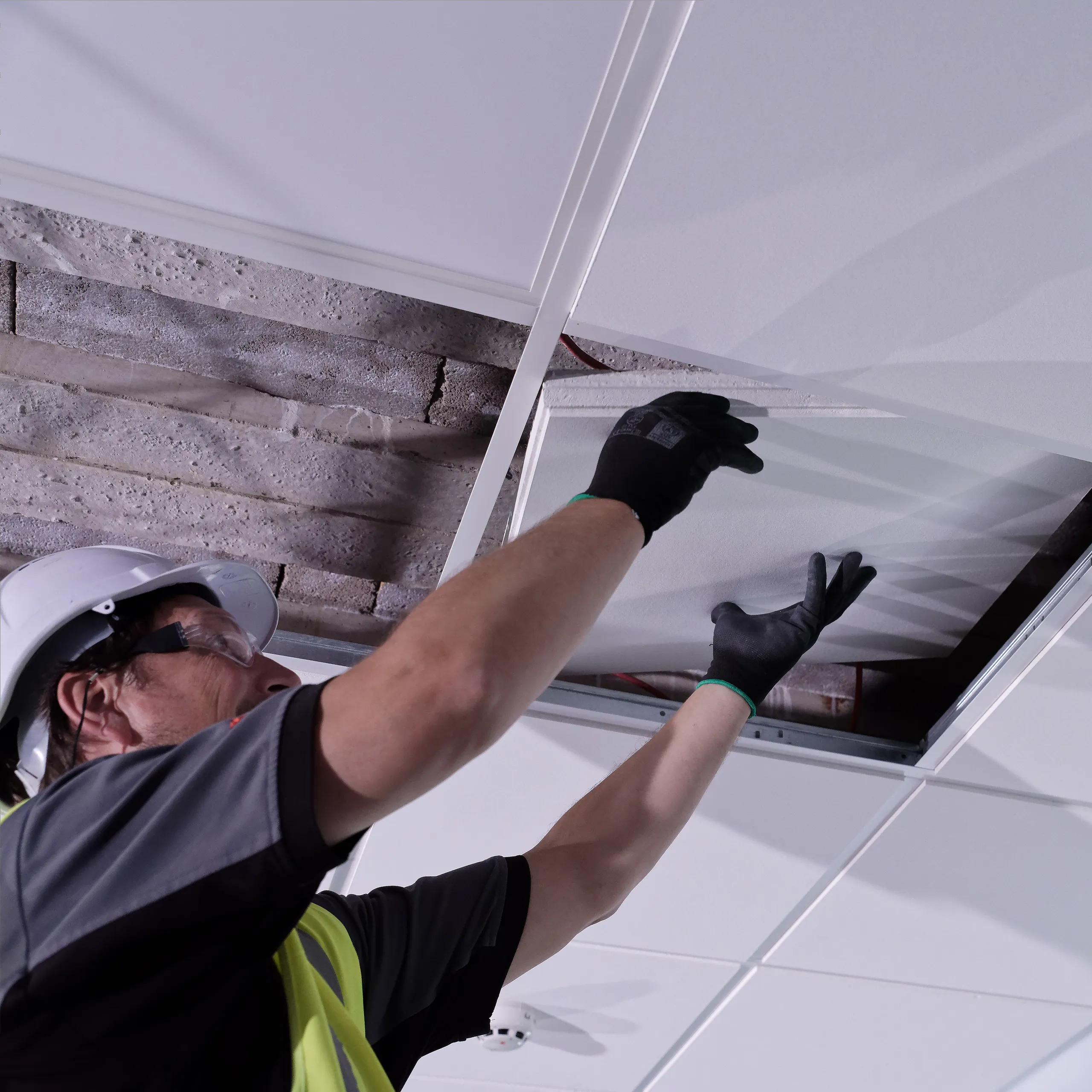 Rockfon Blanka® dB 46 | Sound Insulating Acoustic Ceiling Tiles