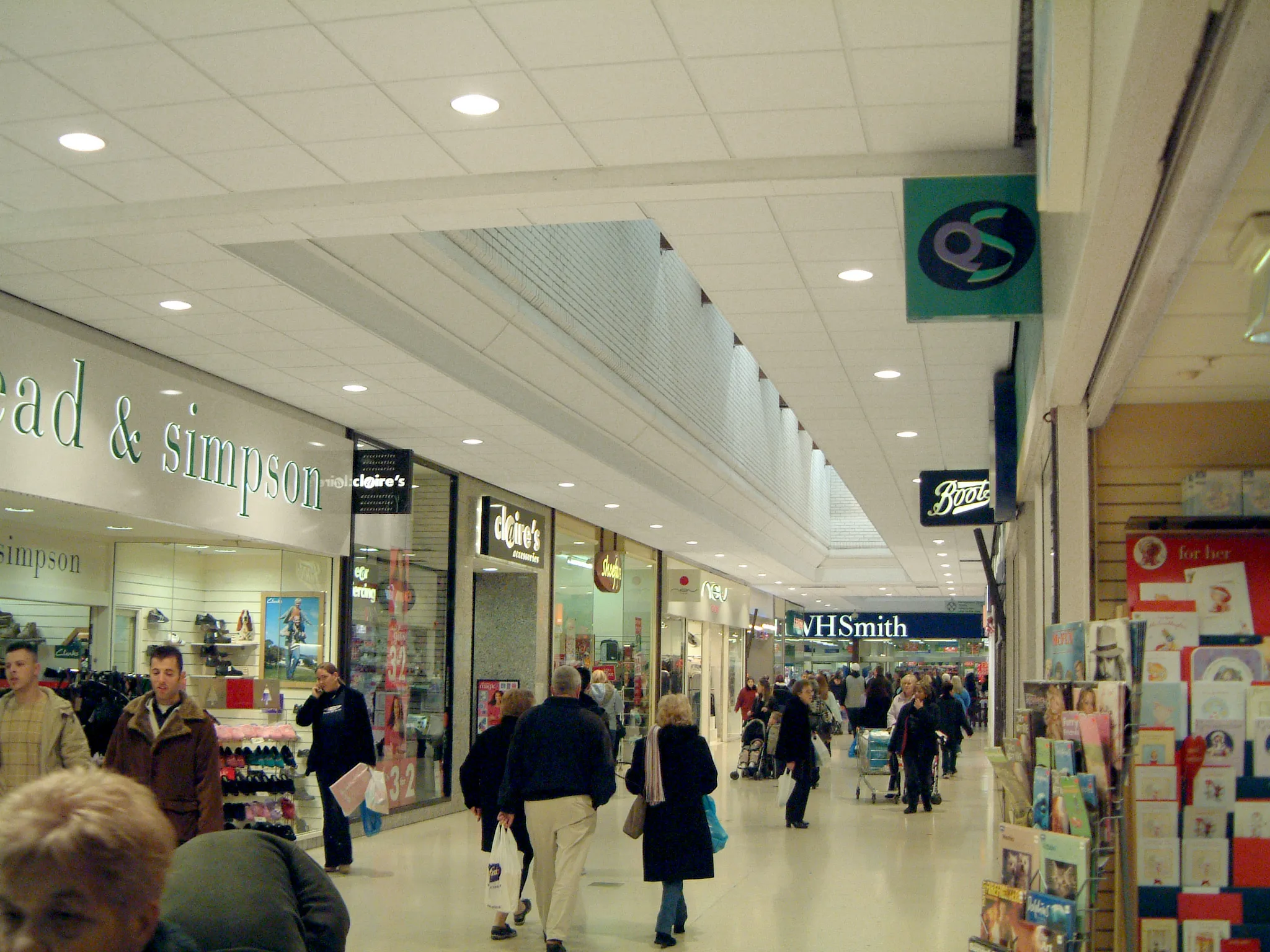 Rockfon Pacific® | Lightweight White Acoustic Ceiling Tiles