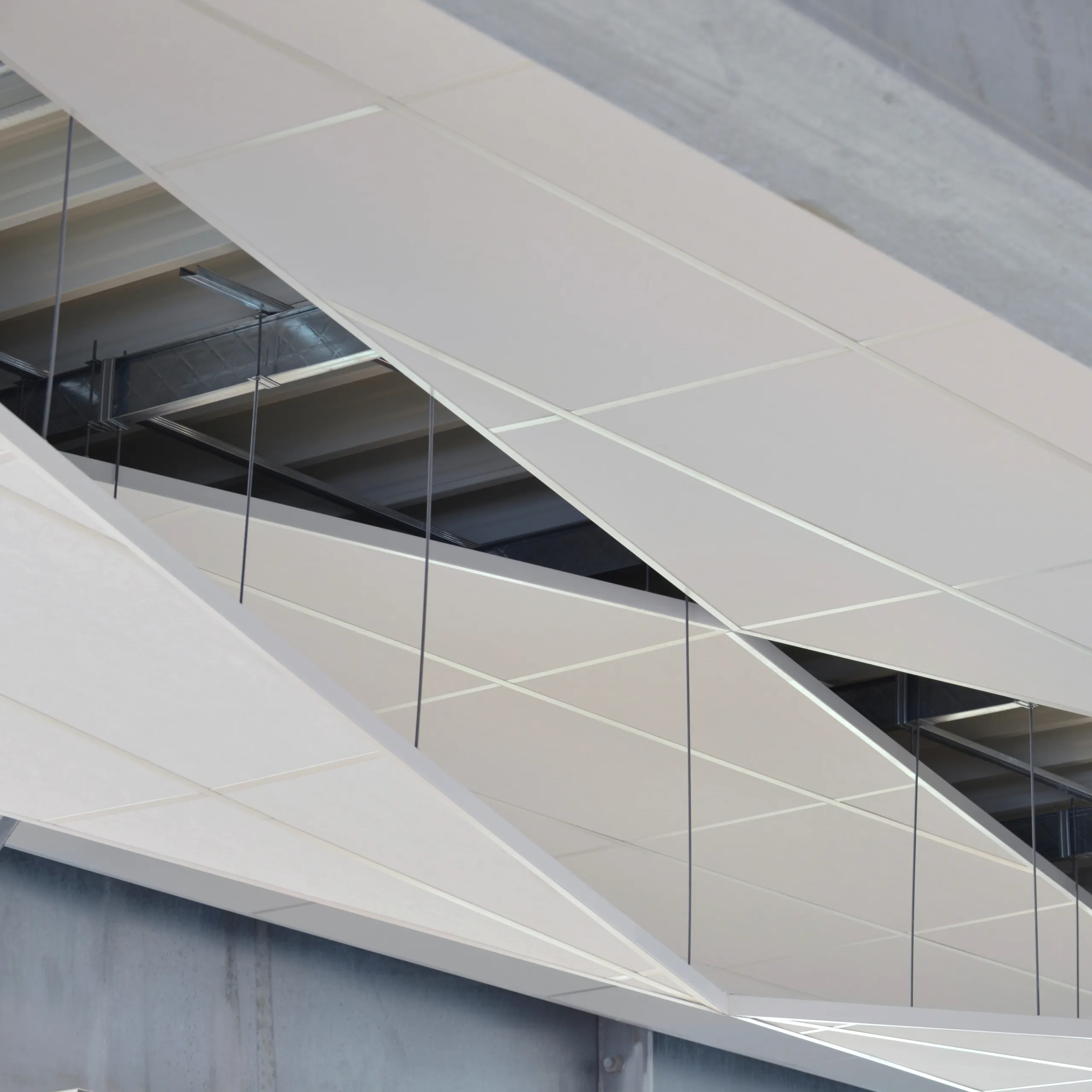 Chicago Metallic T24 Click C2890 ECR Class C | Ceiling Grid