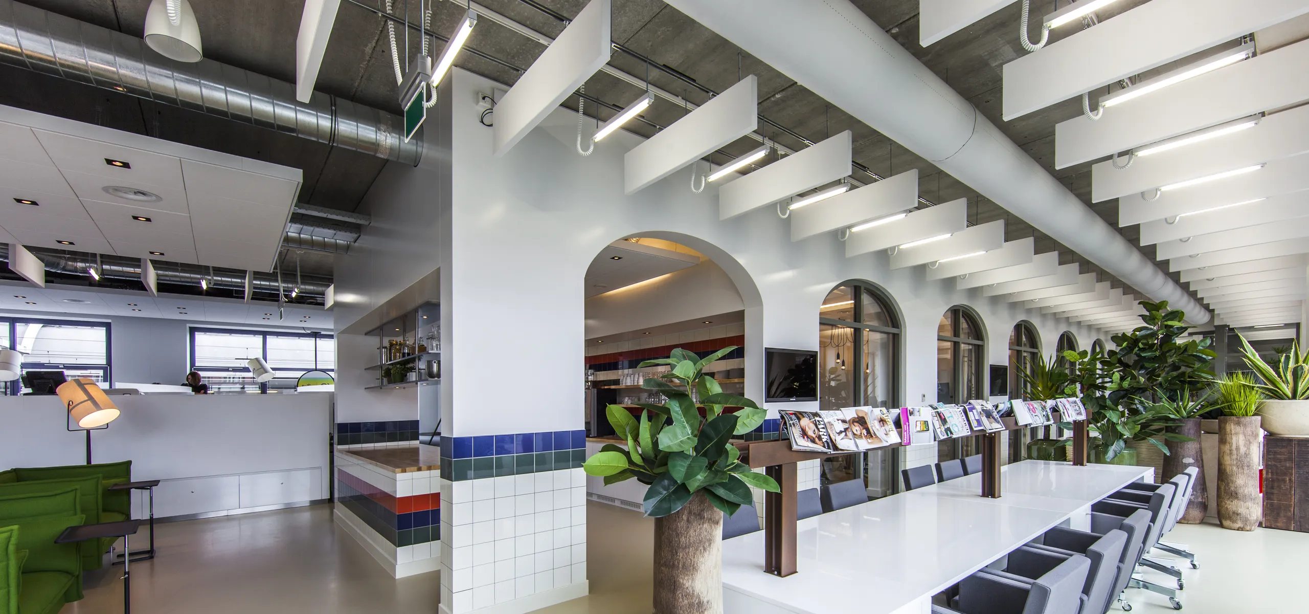 Acoustic Solutions for Coworking and Hot Desk Areas | Rockfon