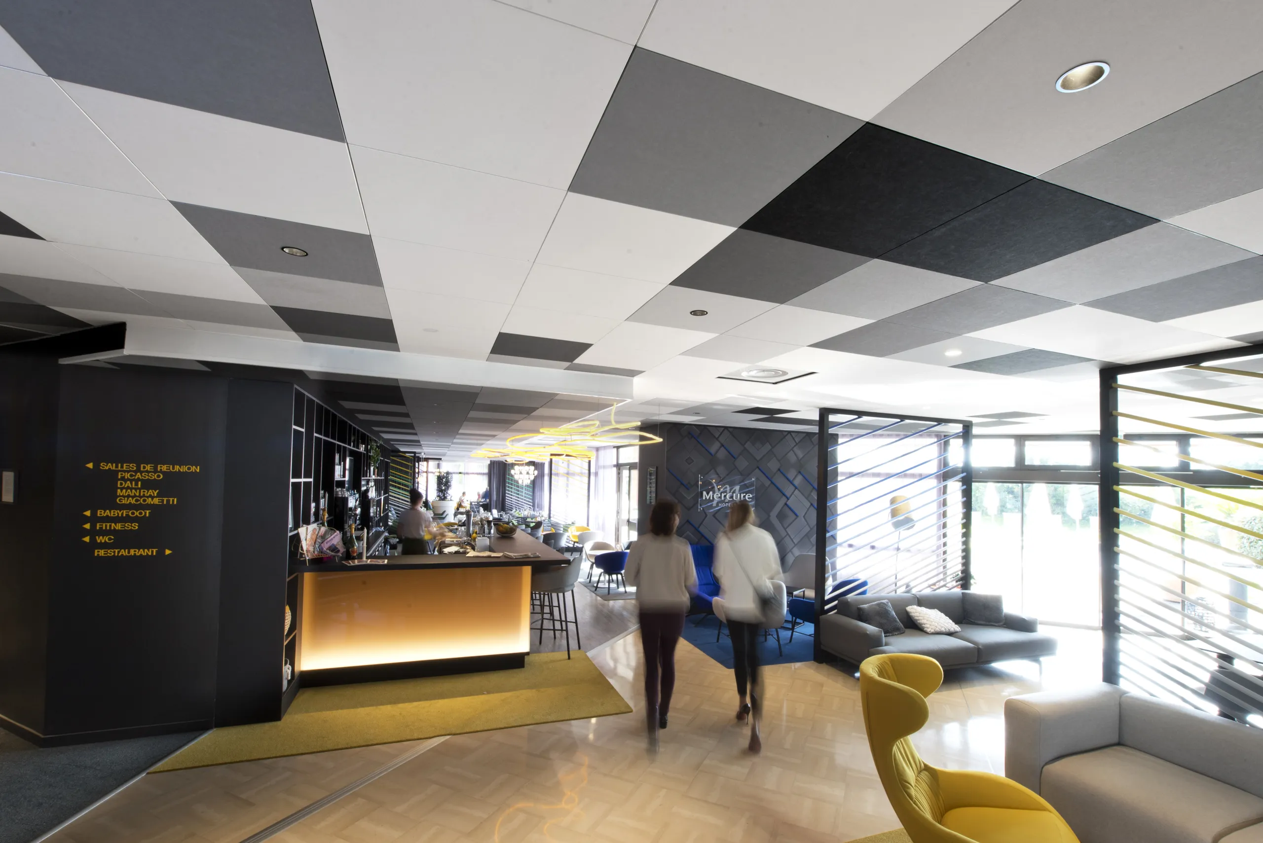 Hôtel Mercure Hyères Centre Lobby Design | Case Studies