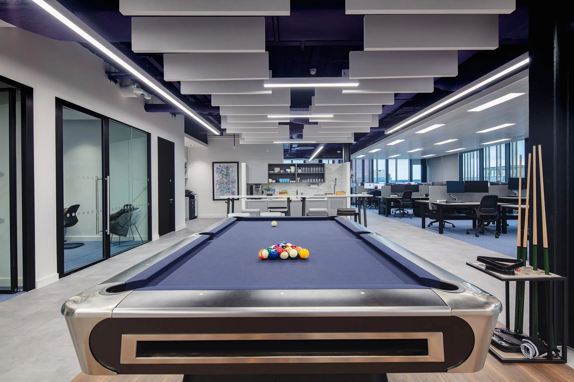 Rockfon Contour® | Wave Baffles & Straight Ceiling Baffles