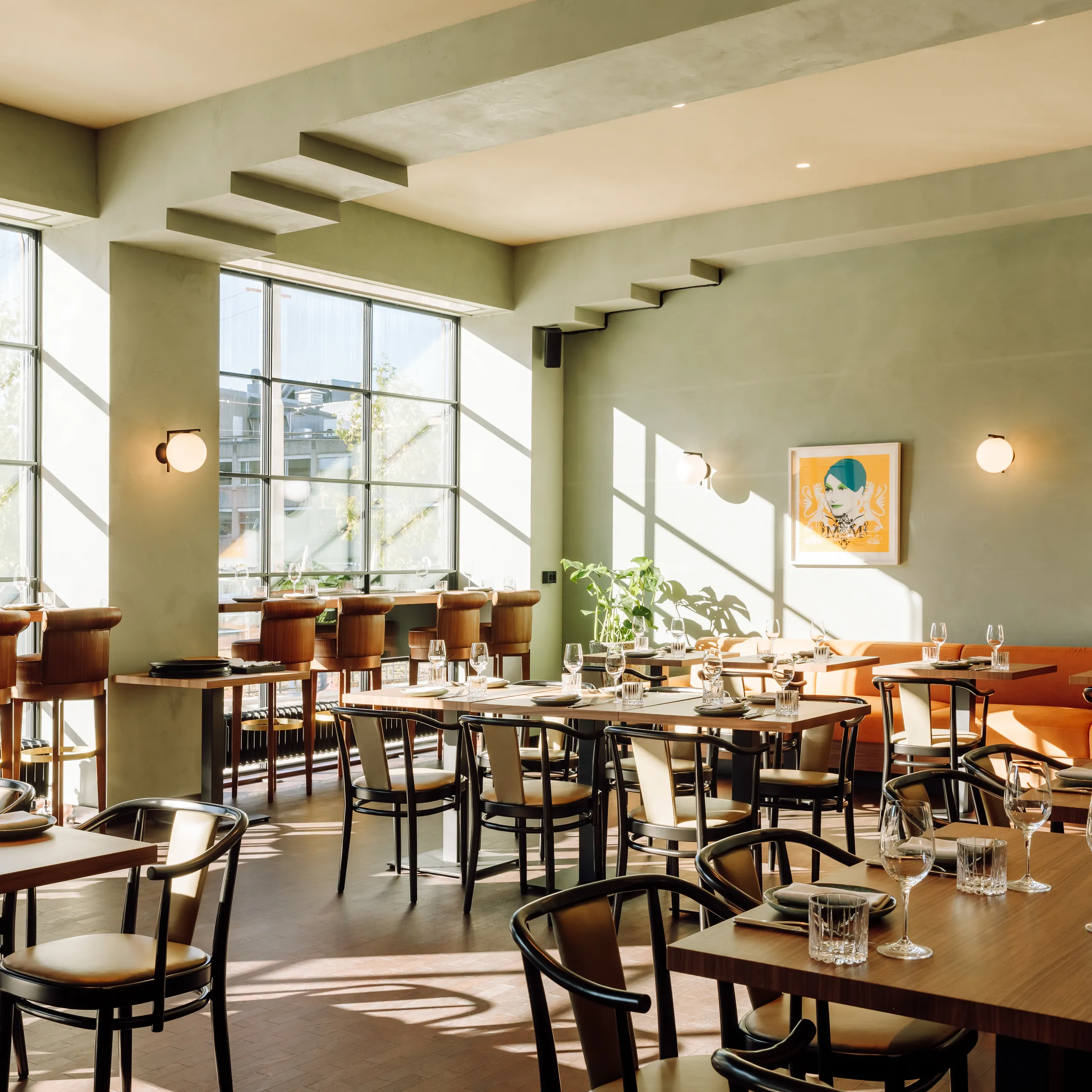 Restaurant acoustics optimised using restaurant acoustic design.