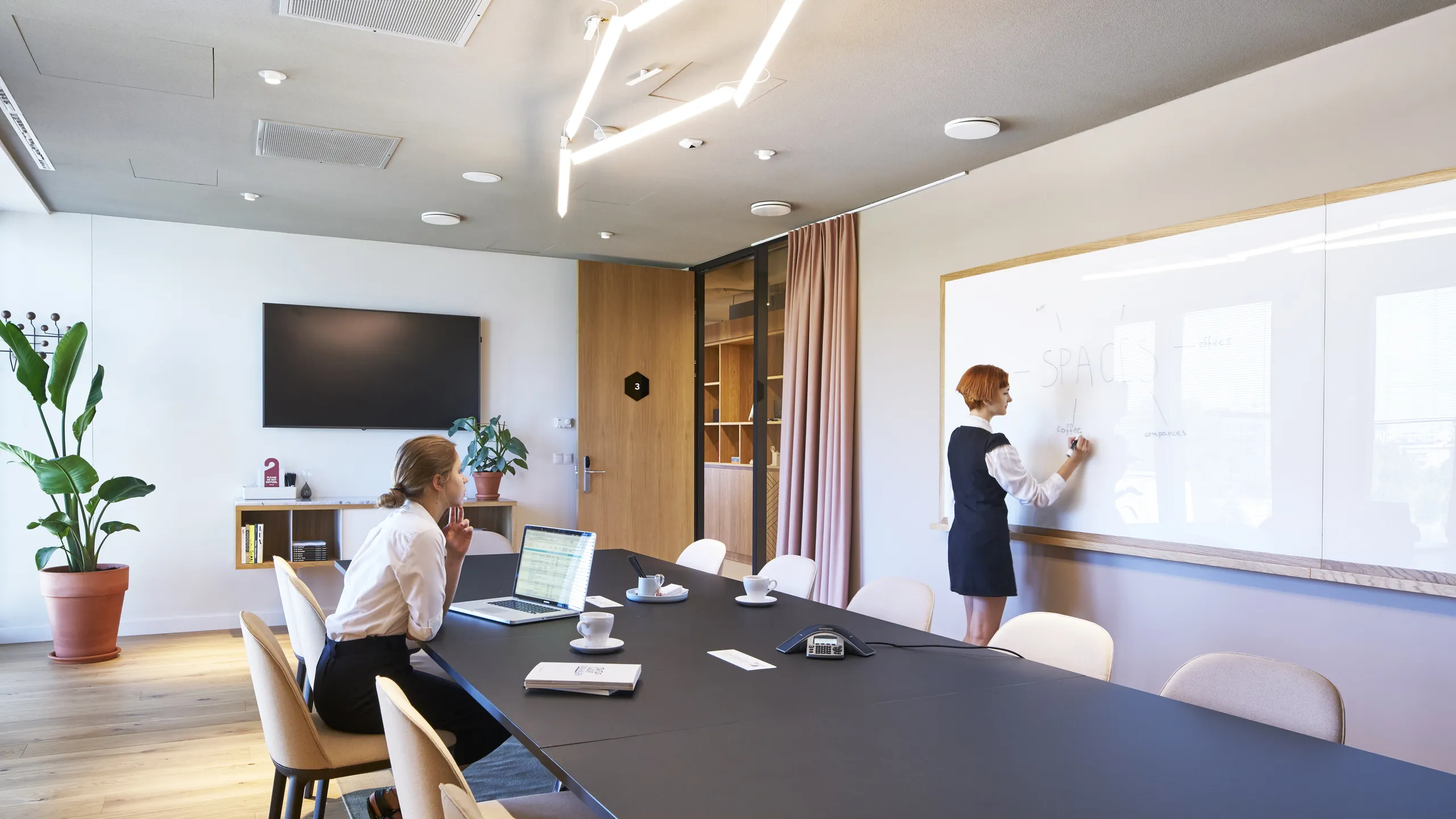 Consulting Room/Meeting Room with Rockfon Mono Acoustic in Spaces Platinium co-working office, Warsaw, Poland